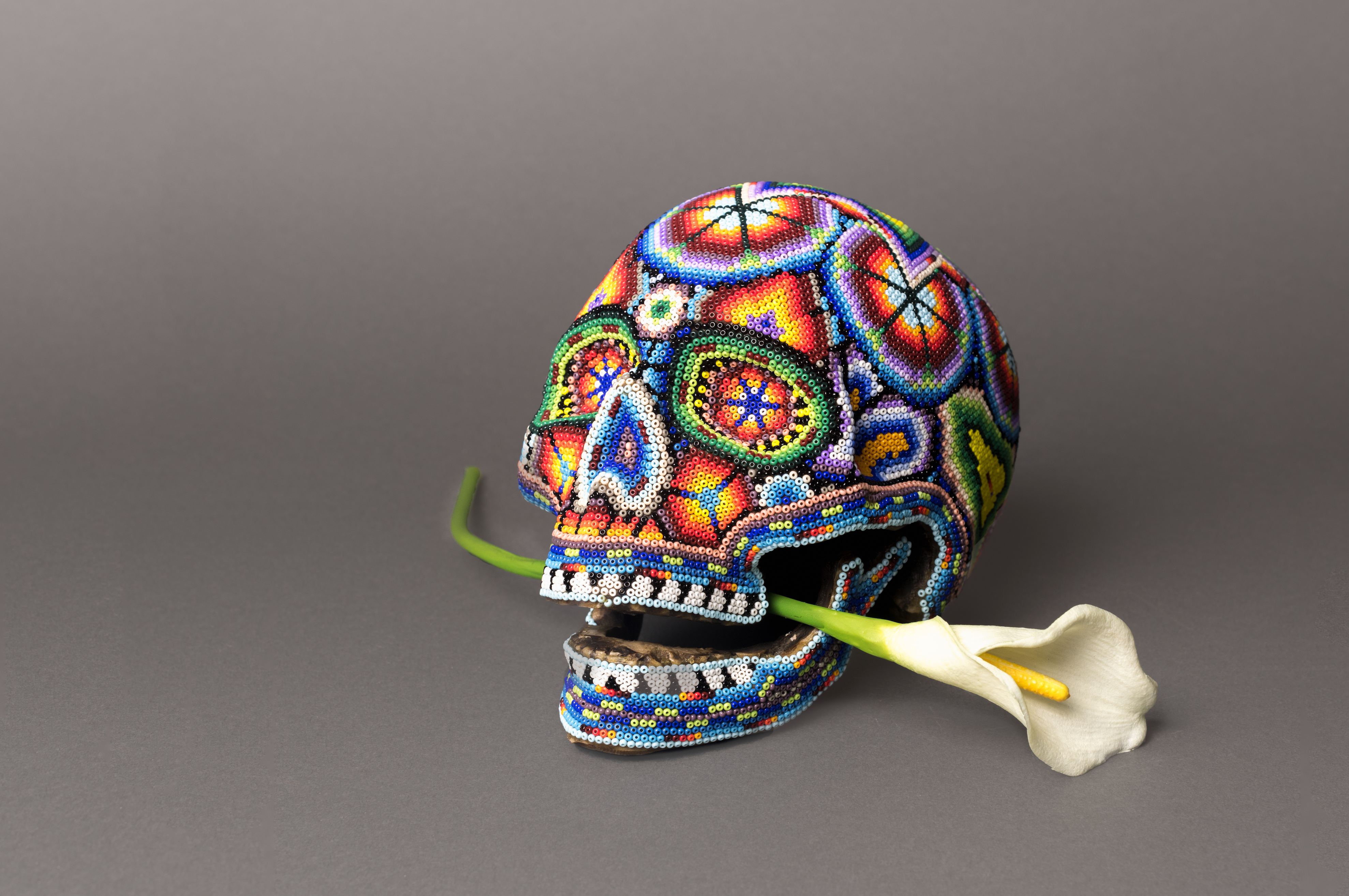 Huichol Indian Sacred Rituals/ウイチョル族作品集 品良く着こなすため Huichol Indian Sacred Rituals/ウイチョル