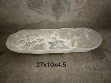 Load image into Gallery viewer, Small White Onyx Canoe
