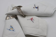 Load image into Gallery viewer, Linen Skiers Napkin Set