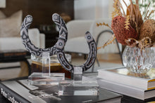 Load image into Gallery viewer, Huichol Horseshoes