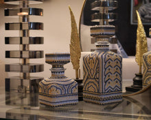 Load image into Gallery viewer, Huichol Decanter - Oro