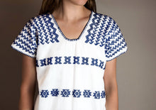 Load image into Gallery viewer, Huipil Kaftan