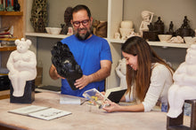 Load image into Gallery viewer, Vientos Sculpture Black