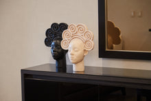 Load image into Gallery viewer, Vientos Sculpture Black