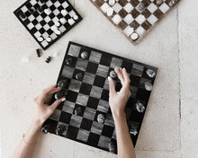 Load image into Gallery viewer, Chessboard - Gris