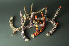 Load image into Gallery viewer, Huichol Antler
