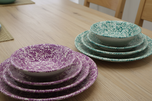 Load image into Gallery viewer, Talavera Plumas Complete Setting