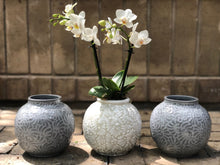 Load image into Gallery viewer, Isabel Talavera Vase in Black