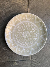 Load image into Gallery viewer, Talavera Estrella Table Setting
