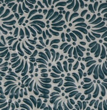 Load image into Gallery viewer, Talavera Estrella Table Setting
