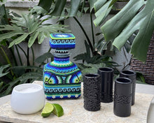 Load image into Gallery viewer, Huichol Decanter - Azul
